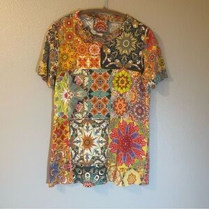 Johnny Was women’s Geometric Pattern T-Shirt. Size medium. Pre-owned